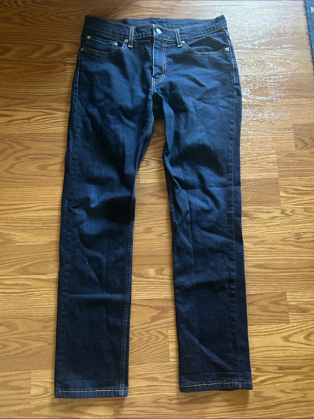 Levis 511 Dark Wash Slim Leg Jeans Men's size 33W x 32L